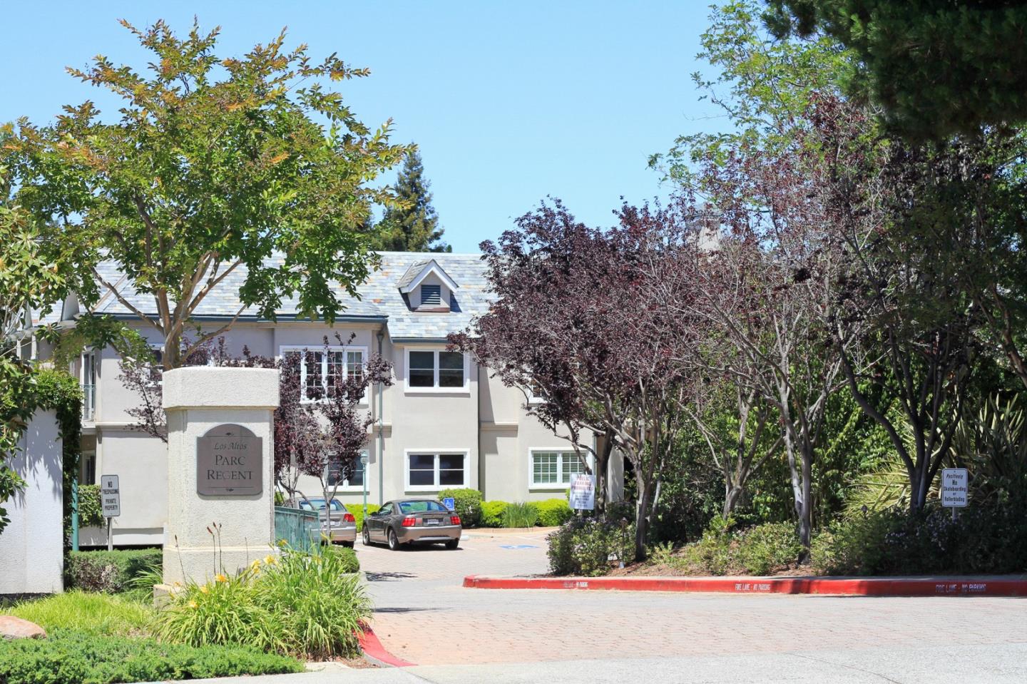 Detail Gallery Image 23 of 28 For 1 W Edith Ave #A101,  Los Altos,  CA 94022 - 1 Beds | 2 Baths