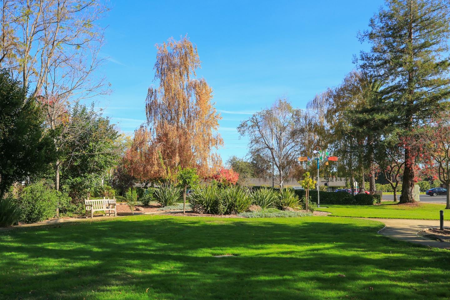 Detail Gallery Image 27 of 28 For 1 W Edith Ave #A101,  Los Altos,  CA 94022 - 1 Beds | 2 Baths