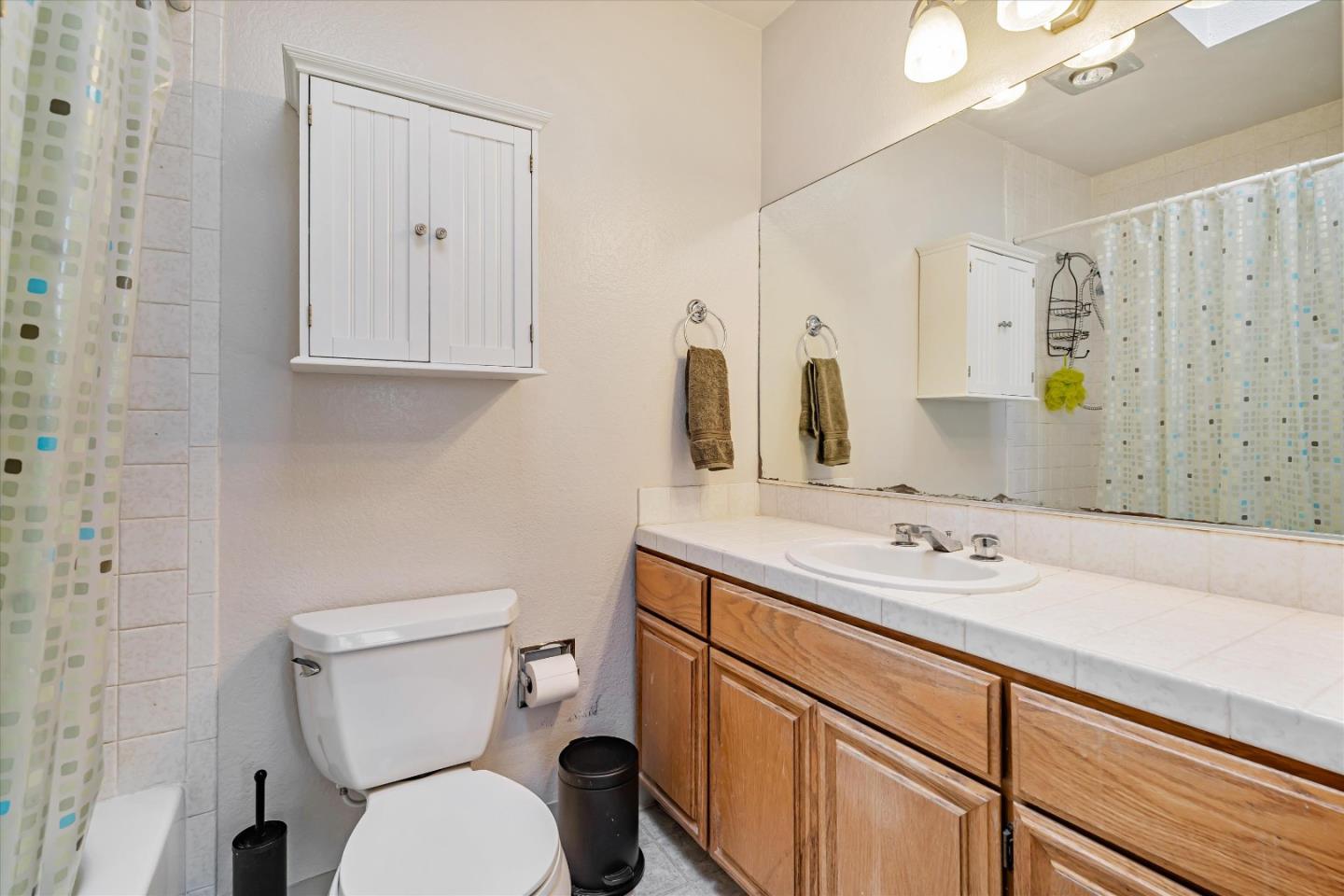 Detail Gallery Image 15 of 20 For 5 W Bellevue Ave #10,  San Mateo,  CA 94402 - 1 Beds | 1/1 Baths