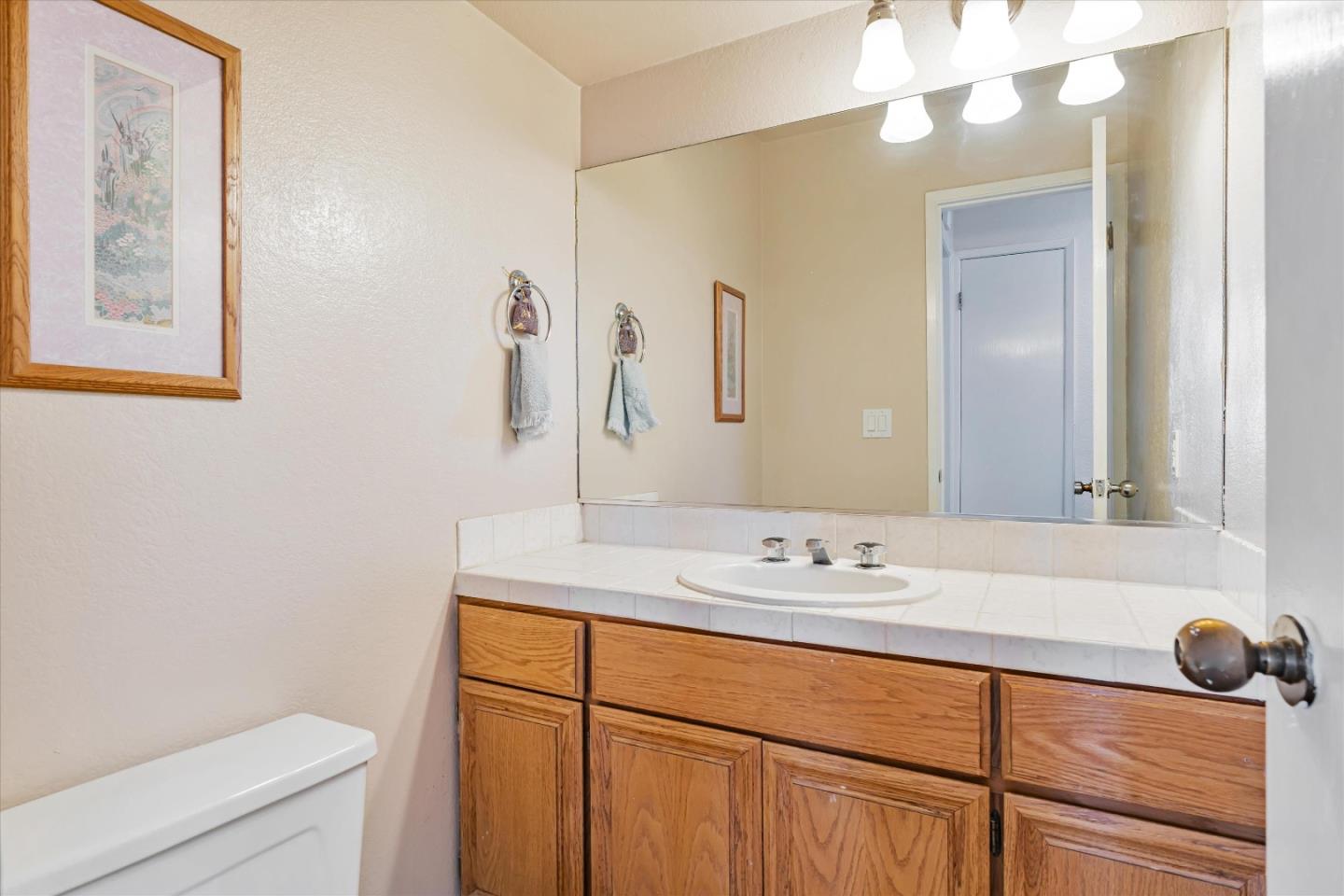 Detail Gallery Image 17 of 20 For 5 W Bellevue Ave #10,  San Mateo,  CA 94402 - 1 Beds | 1/1 Baths