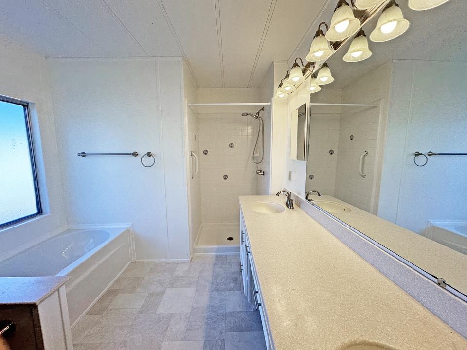 Detail Gallery Image 11 of 27 For 151 Canada Cove Ave #151,  Half Moon Bay,  CA 94019 - 2 Beds | 1 Baths