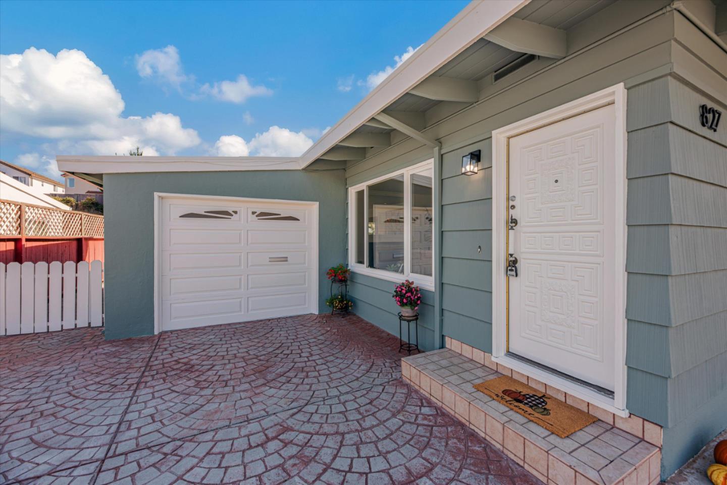 Detail Gallery Image 5 of 63 For 827 Byron Dr, South San Francisco,  CA 94080 - 3 Beds | 1 Baths