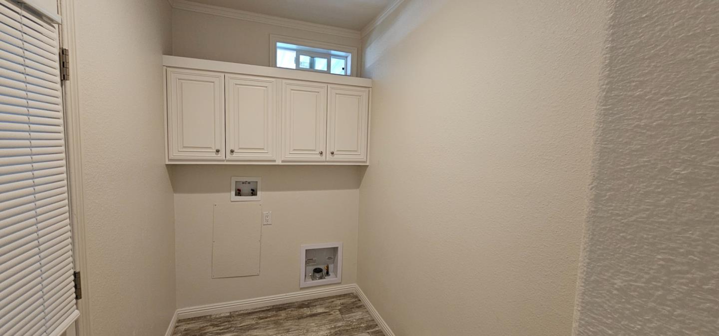 Detail Gallery Image 9 of 21 For 553 Millpond Dr #553,  San Jose,  CA 95125 - 3 Beds | 2 Baths