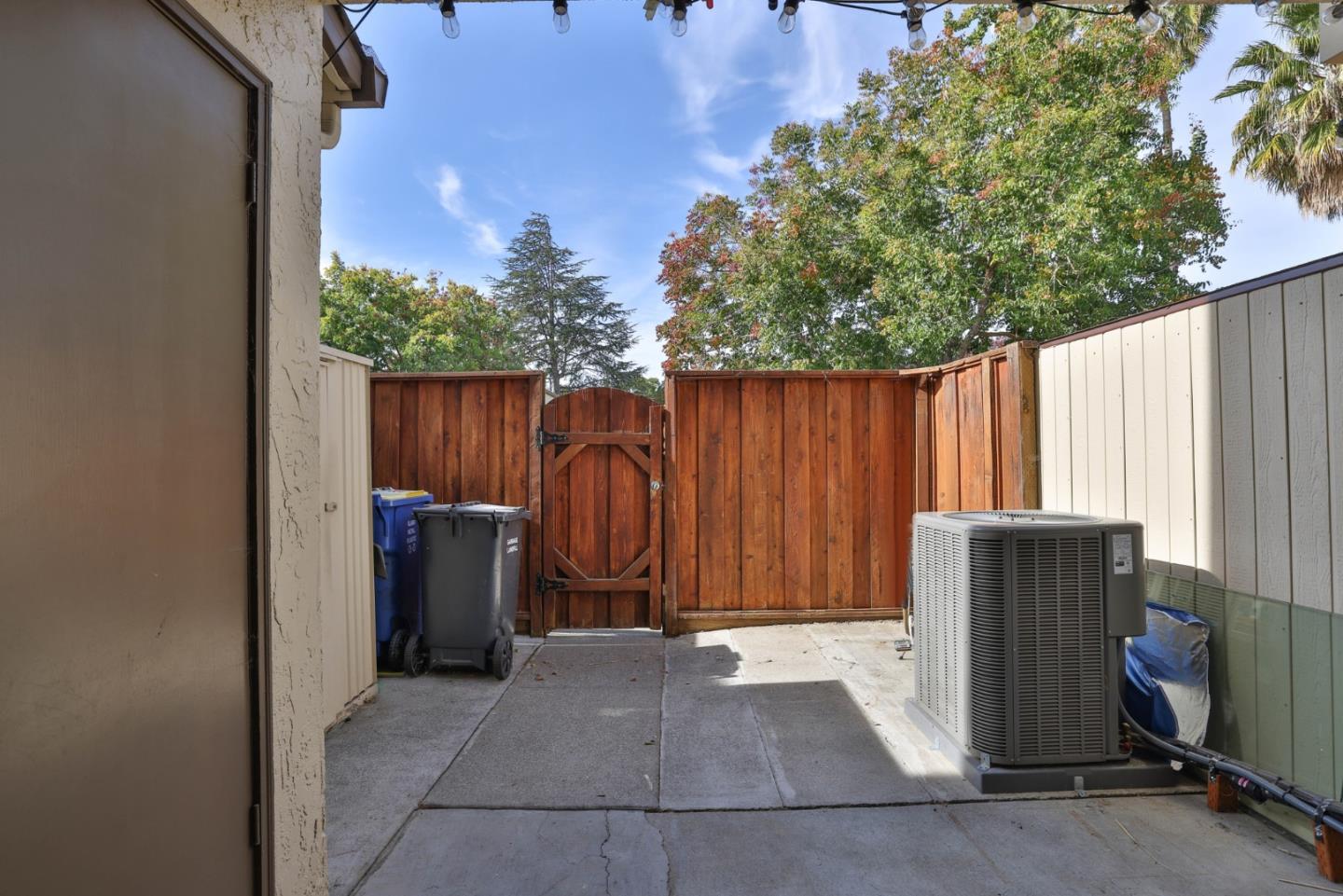 Detail Gallery Image 19 of 31 For 1909 Landess Ave, Milpitas,  CA 95035 - 3 Beds | 1/1 Baths