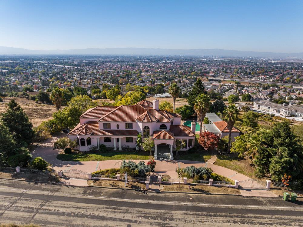 Detail Gallery Image 84 of 95 For 971 Calaveras Ridge Dr, Milpitas,  CA 95035 - 6 Beds | 5/1 Baths