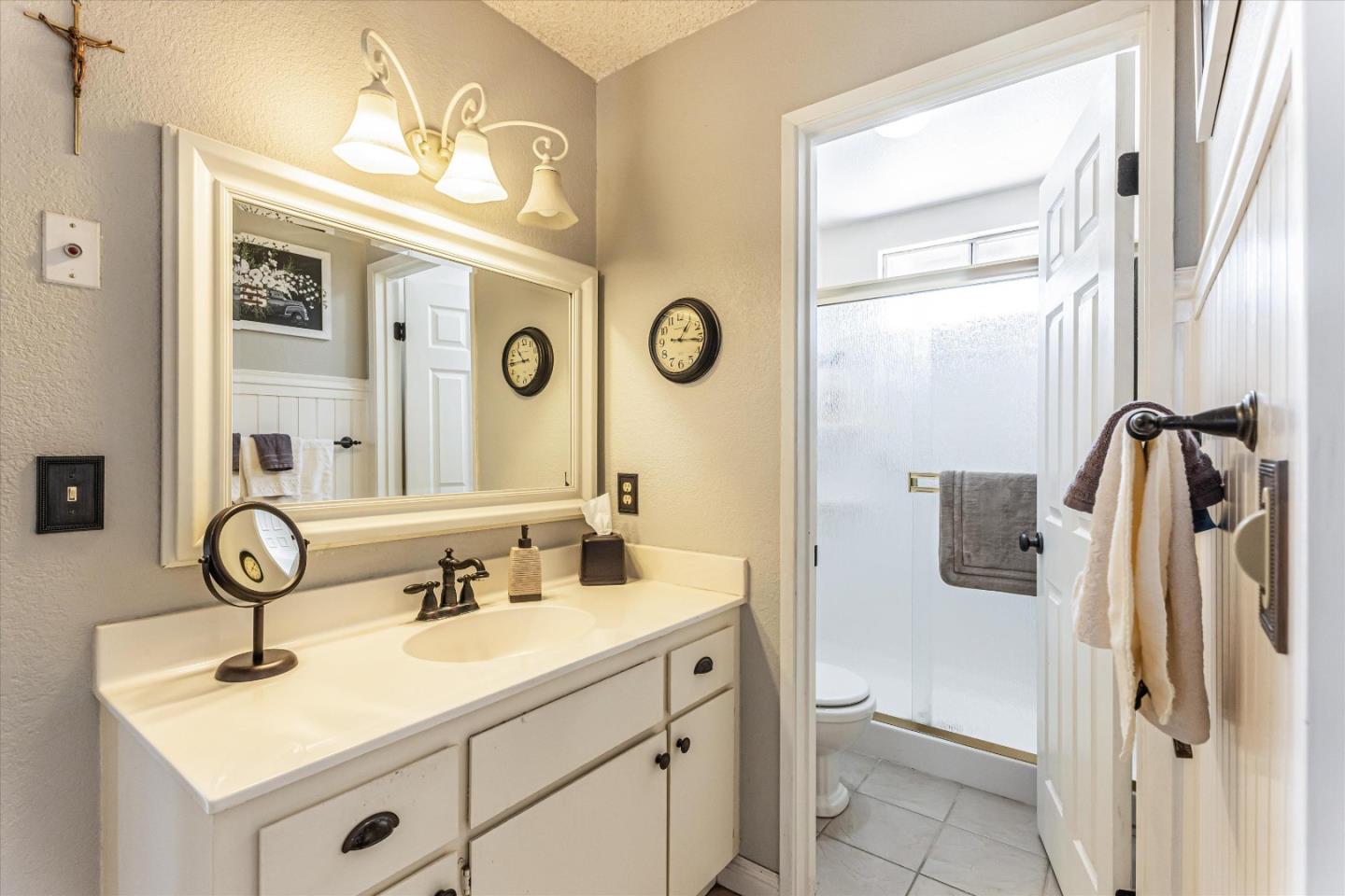 Detail Gallery Image 20 of 58 For 444 Archglen Way, San Jose,  CA 95111 - 4 Beds | 2/1 Baths