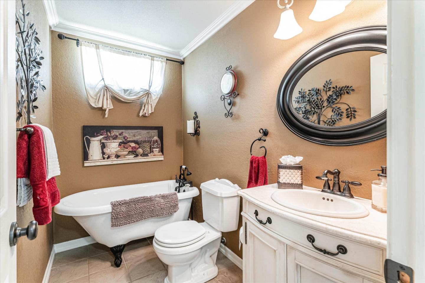 Detail Gallery Image 23 of 58 For 444 Archglen Way, San Jose,  CA 95111 - 4 Beds | 2/1 Baths