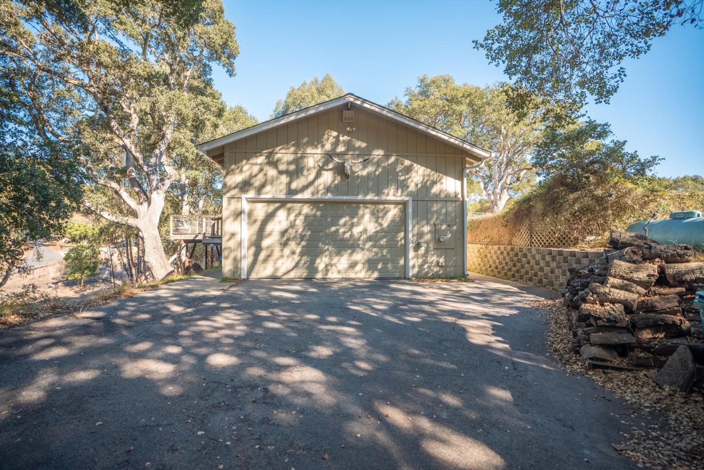 Detail Gallery Image 1 of 34 For 6935 Long Valley Spur, Castroville,  CA 95012 - 3 Beds | 2 Baths