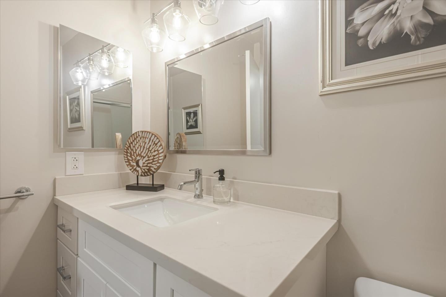 Detail Gallery Image 25 of 33 For 3334 Brittan Ave #9,  San Carlos,  CA 94070 - 2 Beds | 2 Baths