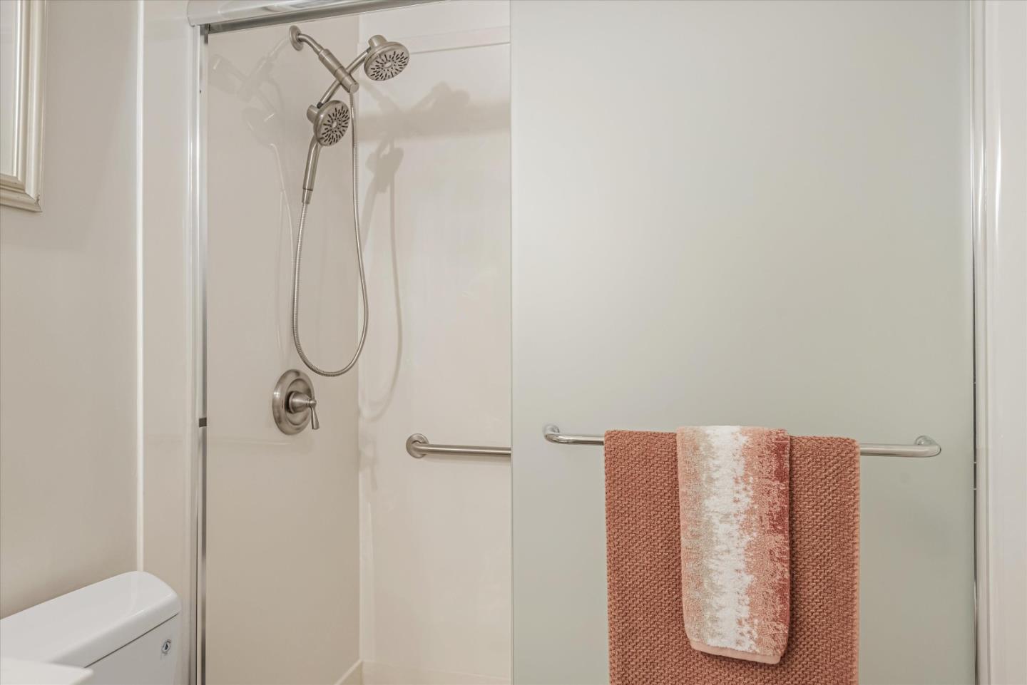 Detail Gallery Image 26 of 33 For 3334 Brittan Ave #9,  San Carlos,  CA 94070 - 2 Beds | 2 Baths