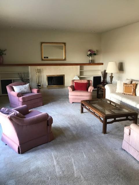 15475 Charter Oak Boulevard, Salinas, California 93907, 4 Bedrooms Bedrooms, ,2 BathroomsBathrooms,Residential,For Sale,15475 Charter Oak Boulevard,ML81985091