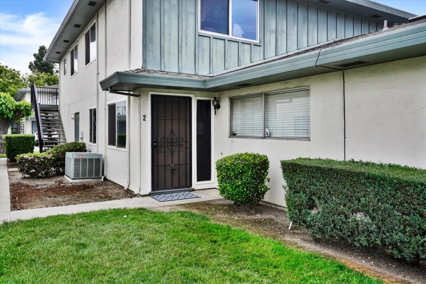 Detail Gallery Image 1 of 3 For 5532 Spinnaker Dr #2,  San Jose,  CA 95123 - 2 Beds | 1 Baths