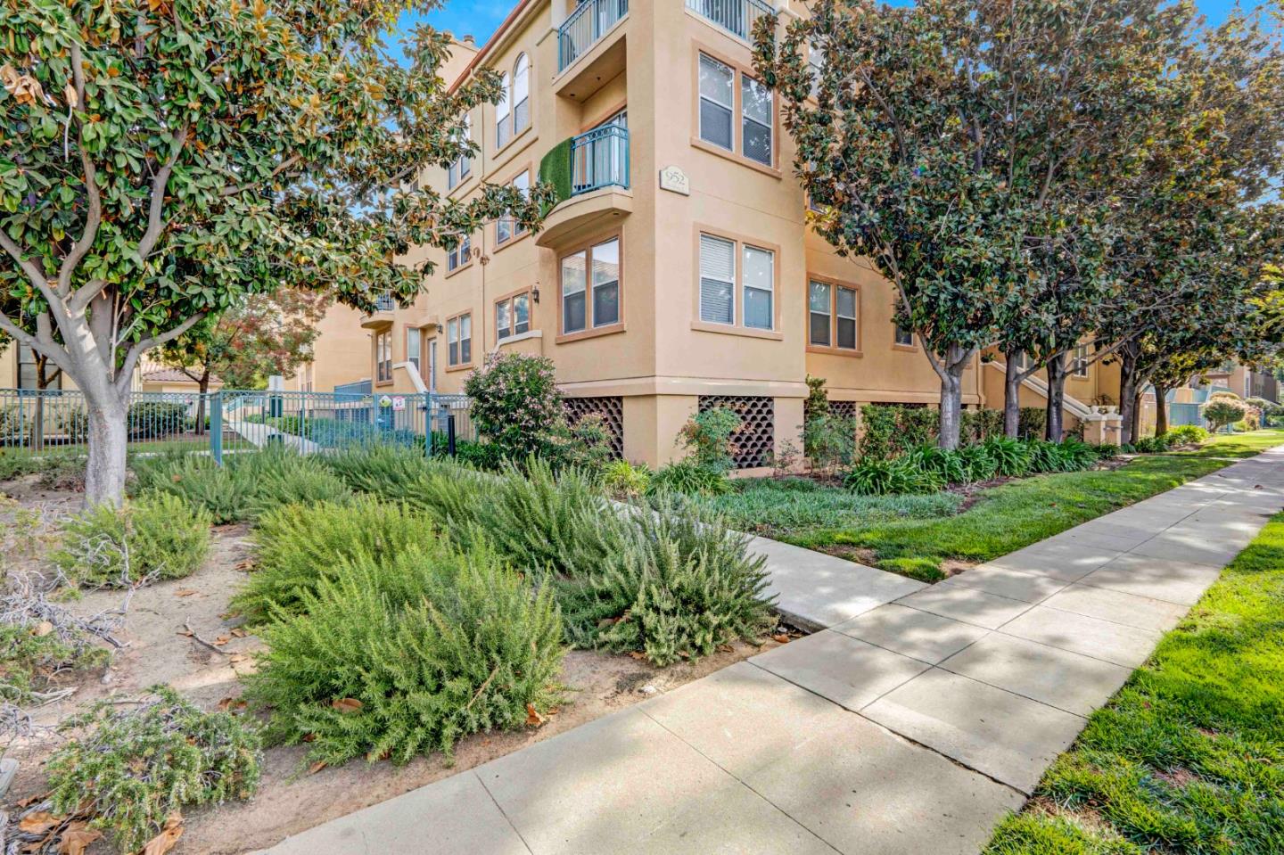 Detail Gallery Image 23 of 28 For 952 S 11th St #134,  San Jose,  CA 95112 - 1 Beds | 1 Baths