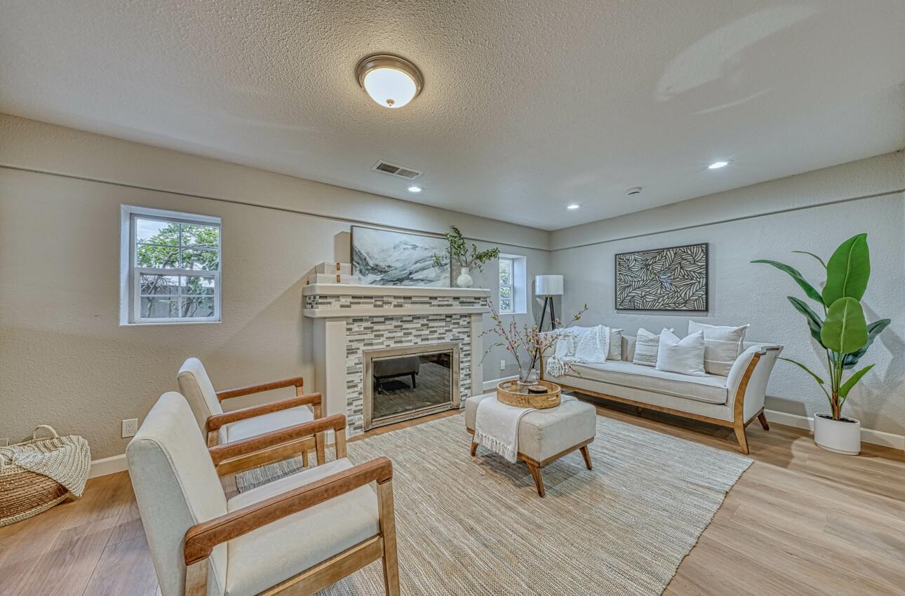 Detail Gallery Image 6 of 43 For 316 10th St, Greenfield,  CA 93927 - 2 Beds | 2 Baths