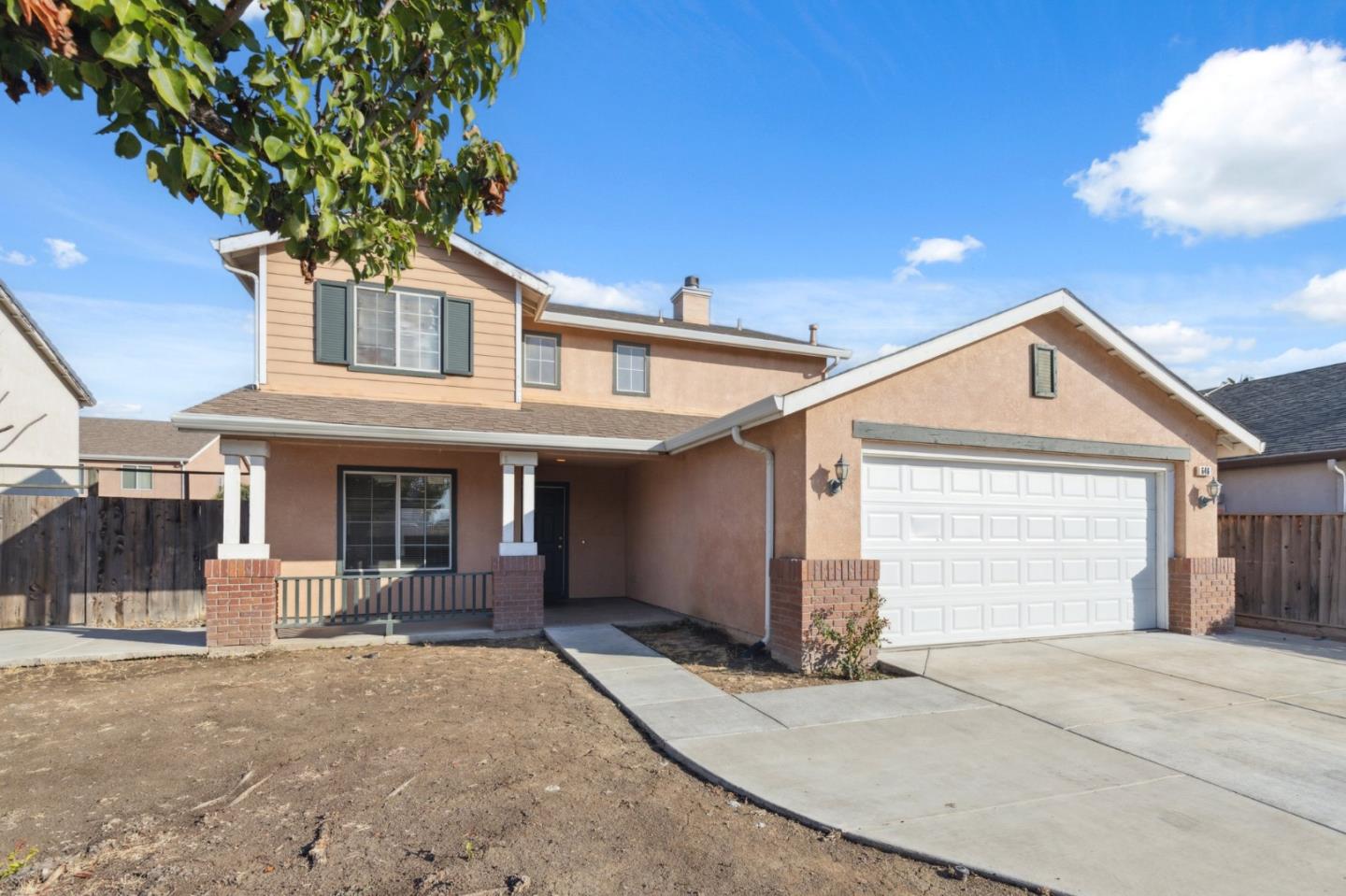 Detail Gallery Image 2 of 18 For 646 Harlequin Dr, Los Banos,  CA 93635 - 4 Beds | 2/1 Baths