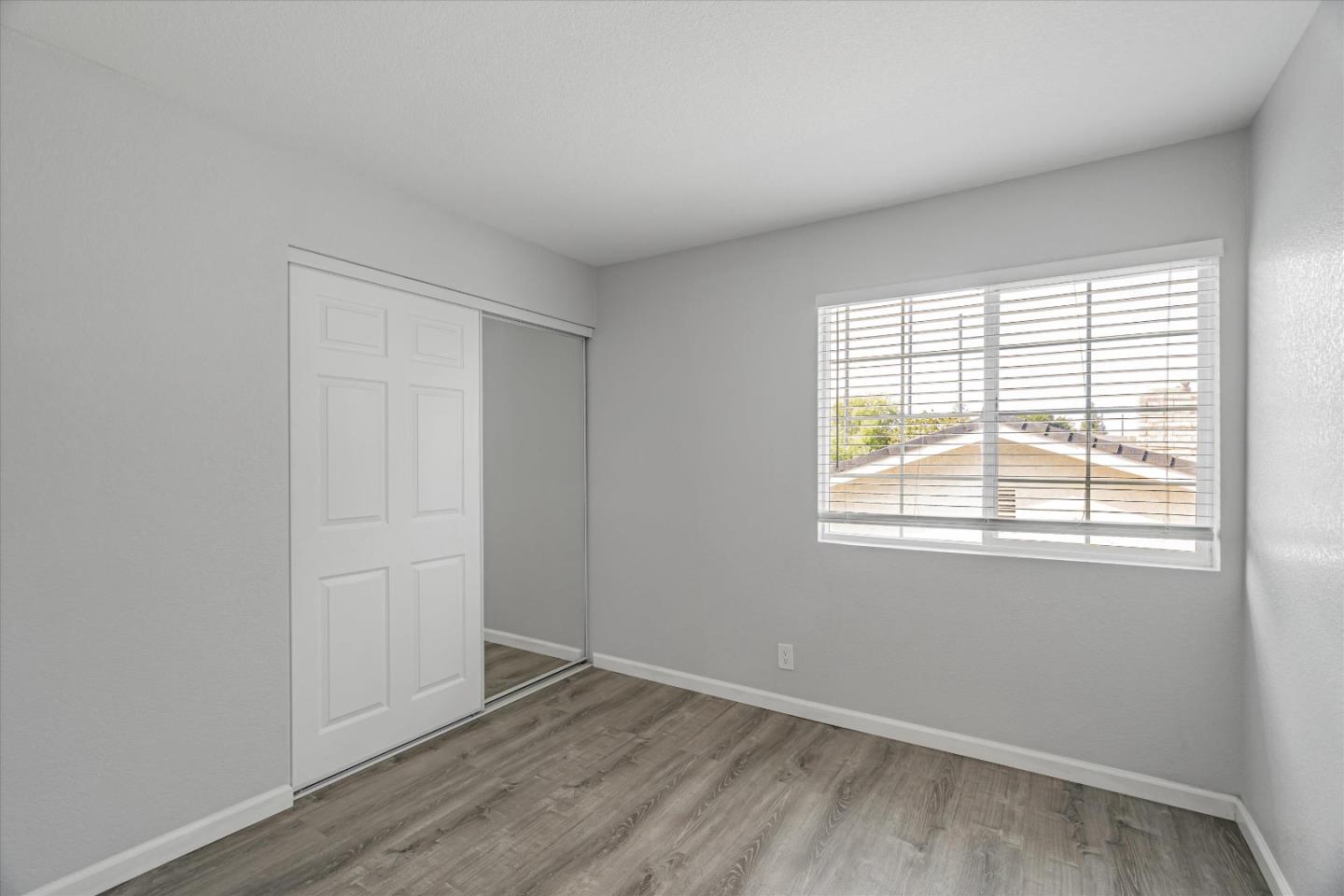 Detail Gallery Image 11 of 17 For 2896 Tuers Rd, San Jose,  CA 95121 - 4 Beds | 2/1 Baths