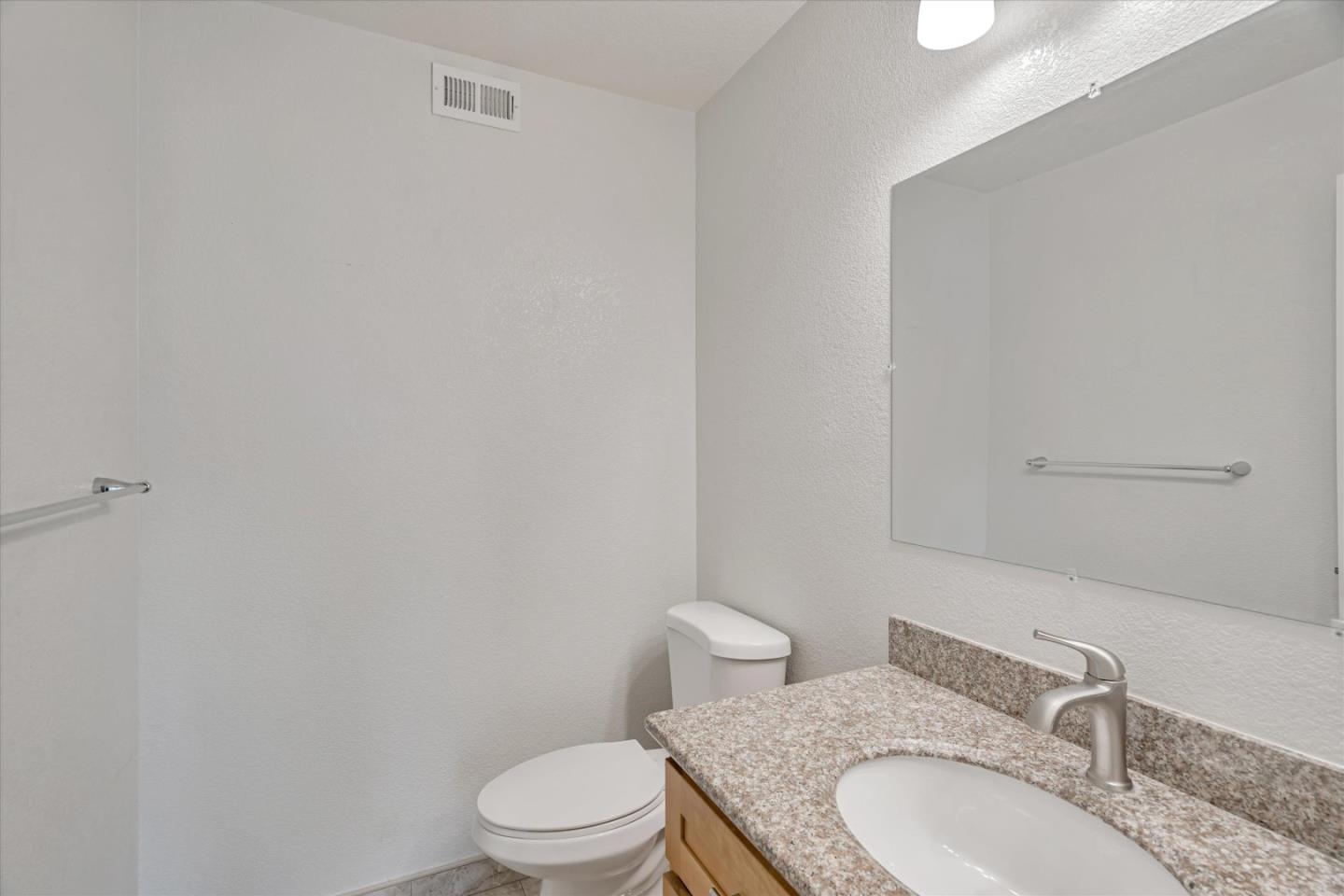 Detail Gallery Image 14 of 17 For 2896 Tuers Rd, San Jose,  CA 95121 - 4 Beds | 2/1 Baths