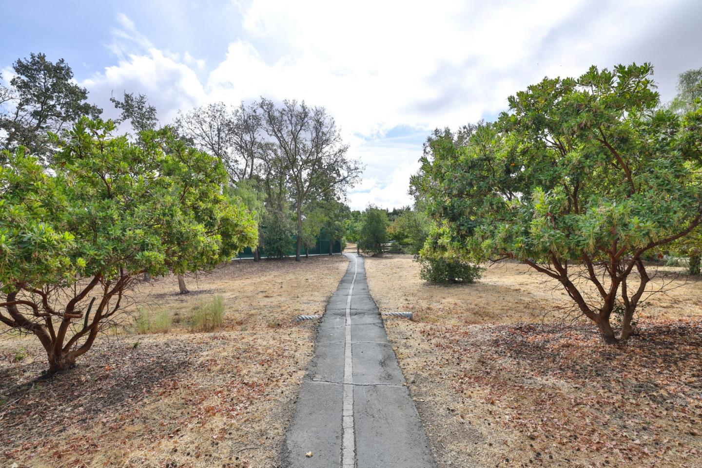 Detail Gallery Image 36 of 42 For 3164 Hambletonian Ln, Walnut Creek,  CA 94598 - 2 Beds | 2 Baths