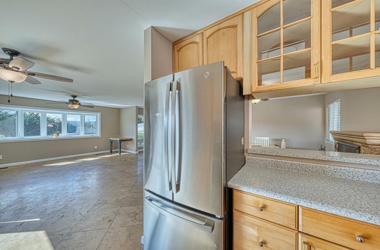 Detail Gallery Image 14 of 31 For 1705 Hilby Ave, Seaside,  CA 93955 - 3 Beds | 2 Baths