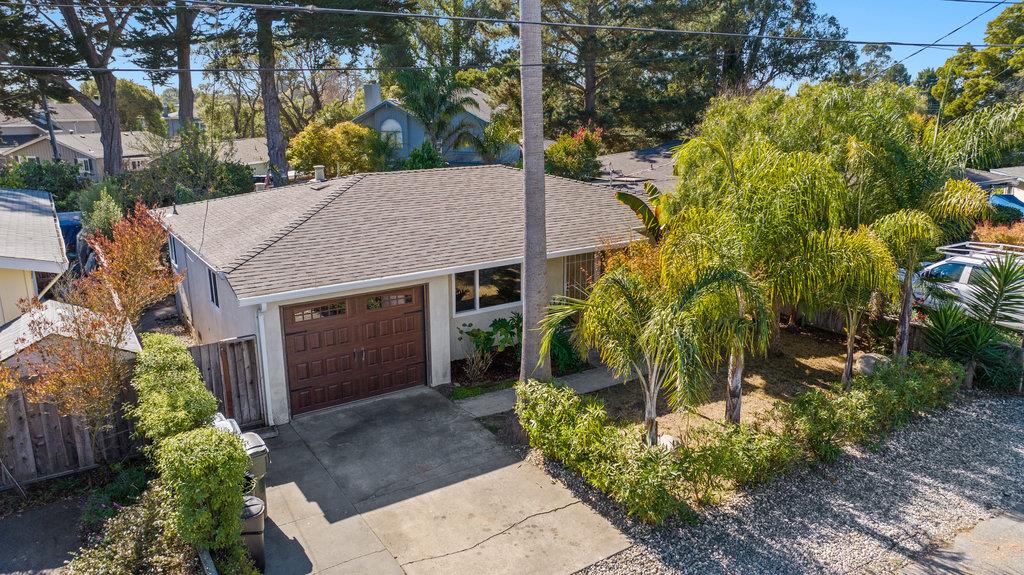 Detail Gallery Image 3 of 32 For 603 Harriet Ave, Aptos,  CA 95003 - 2 Beds | 1 Baths