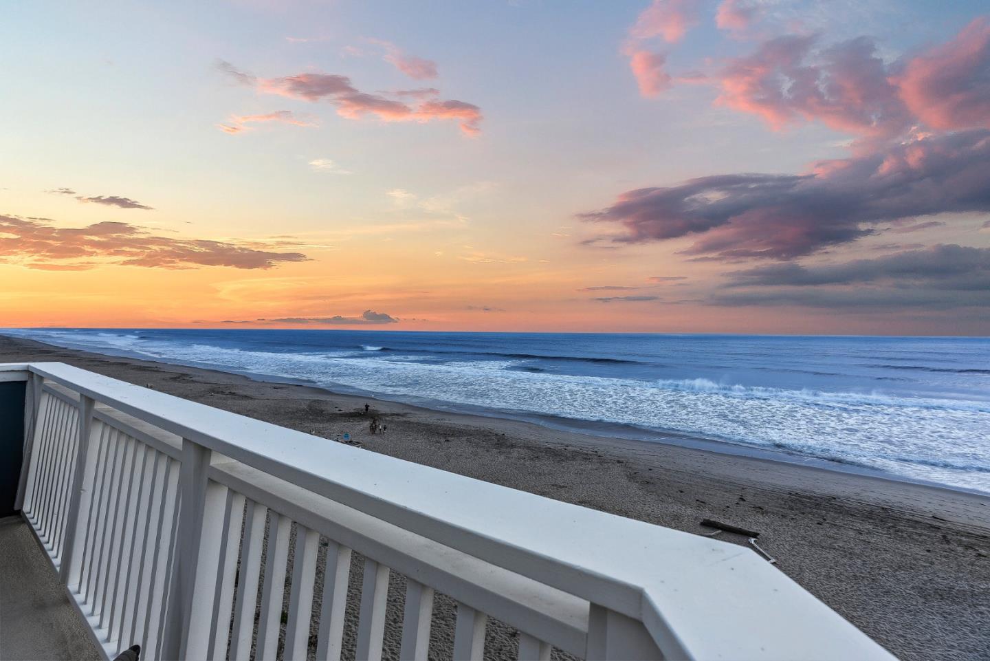 Detail Gallery Image 2 of 71 For 805 the Shore Line, La Selva Beach,  CA 95076 - 4 Beds | 3 Baths