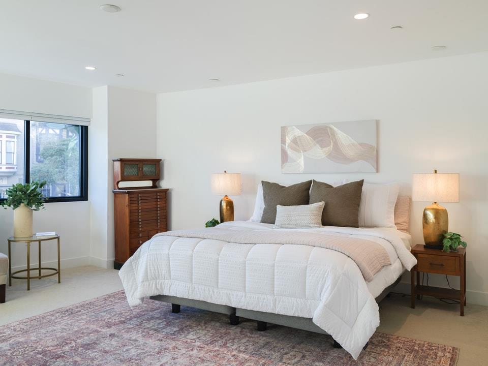 Detail Gallery Image 9 of 17 For 542 Lighthouse Ave #203,  Pacific Grove,  CA 93950 - 2 Beds | 2/1 Baths