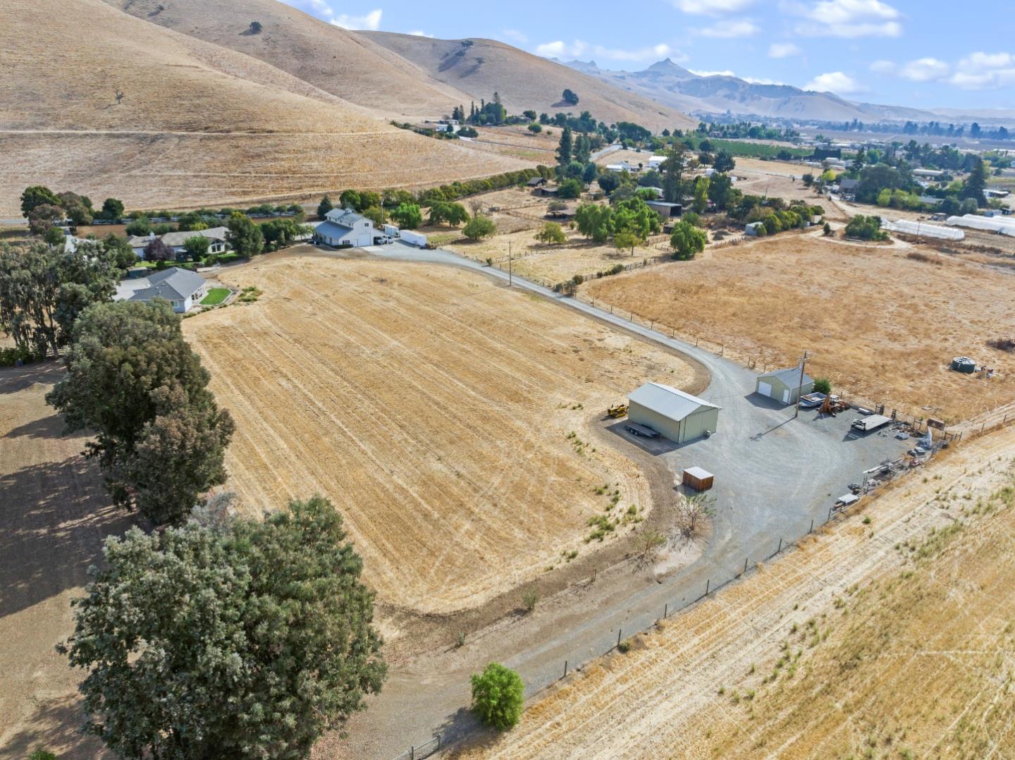 Detail Gallery Image 158 of 158 For 300 Foothill Rd, Hollister,  CA 95023 - 4 Beds | 2/1 Baths