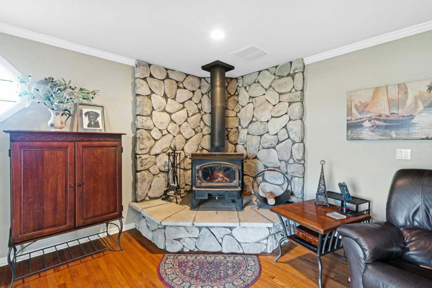 Detail Gallery Image 51 of 158 For 300 Foothill Rd, Hollister,  CA 95023 - 4 Beds | 2/1 Baths