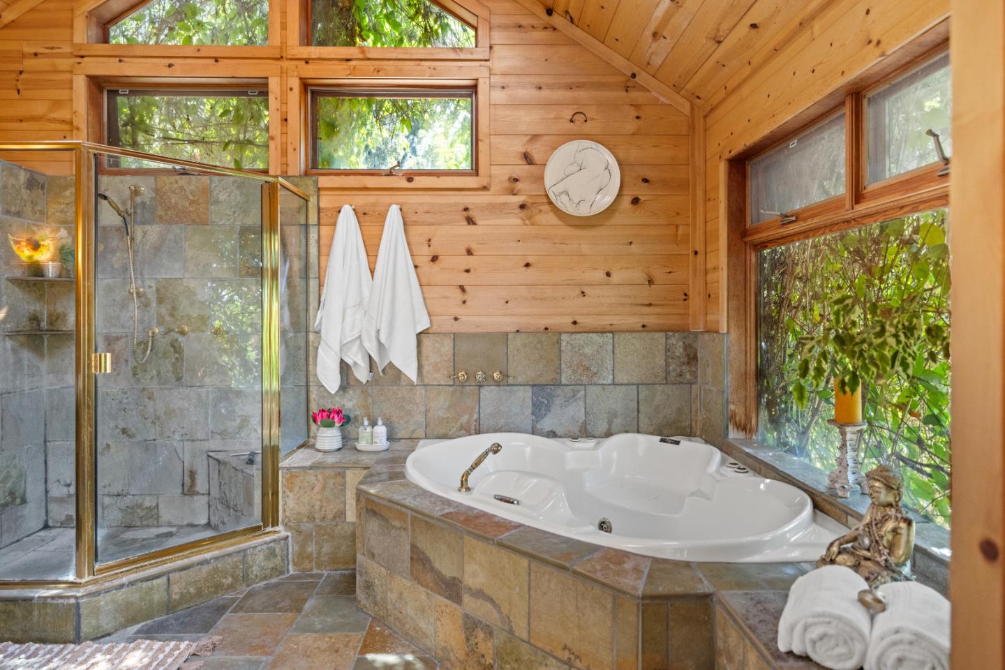 Detail Gallery Image 15 of 62 For 994 Laurel Grove Dr, Soquel,  CA 95073 - 5 Beds | 4 Baths