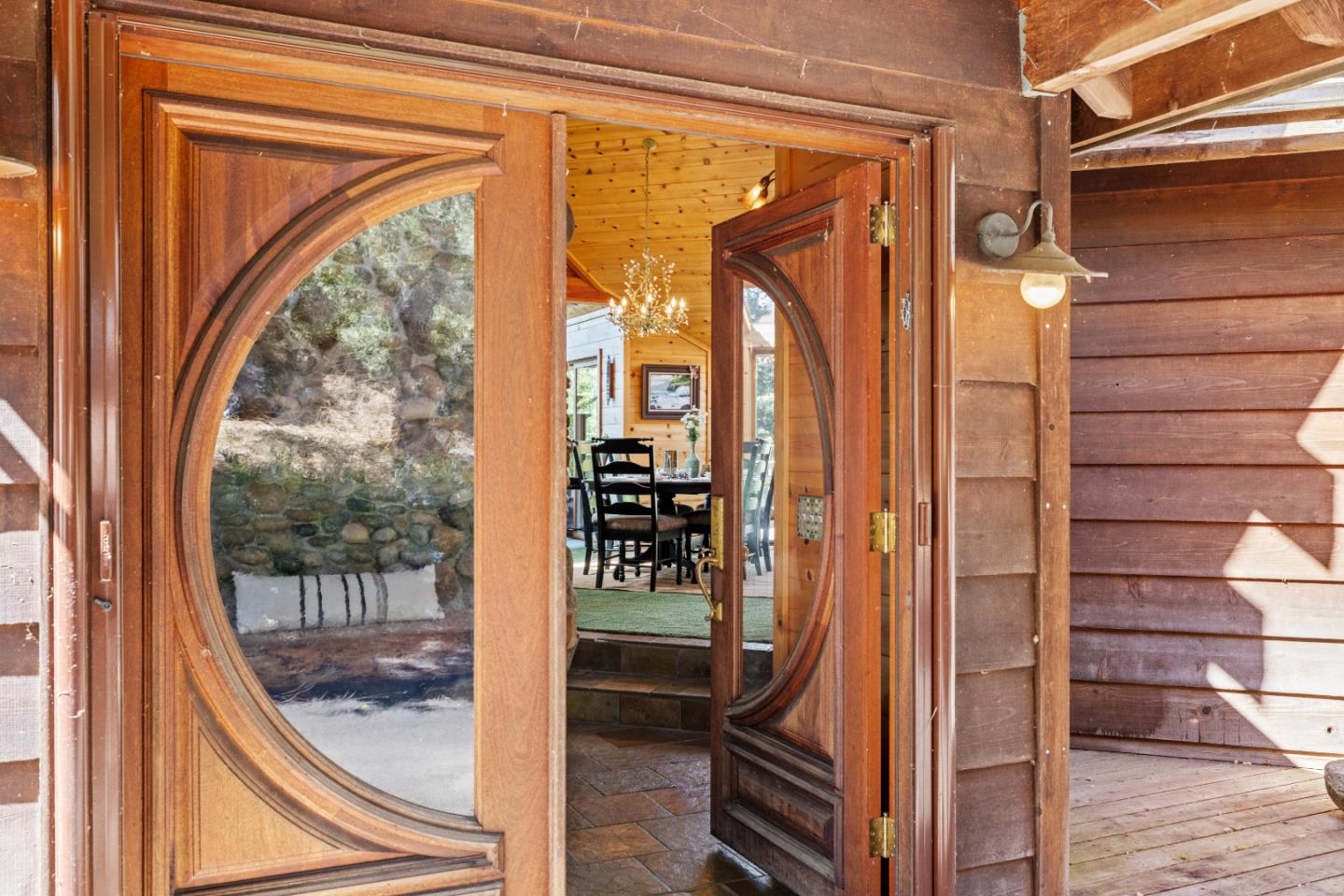 Detail Gallery Image 4 of 62 For 994 Laurel Grove Dr, Soquel,  CA 95073 - 5 Beds | 4 Baths