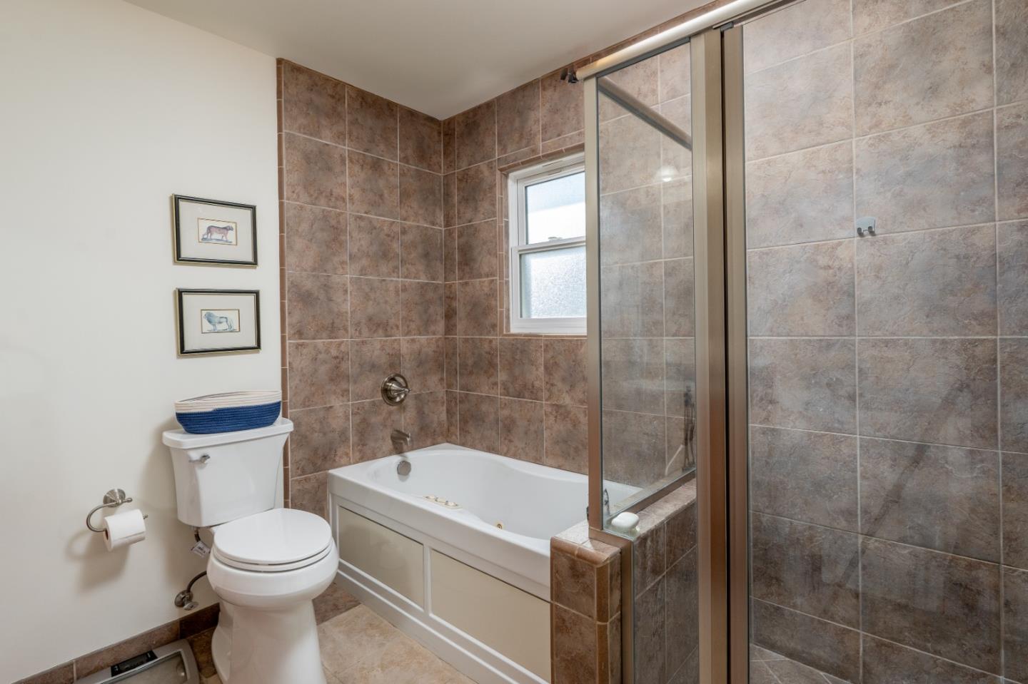 Detail Gallery Image 23 of 32 For 1109 Mcclellan Ave, Monterey,  CA 93940 - 3 Beds | 2 Baths