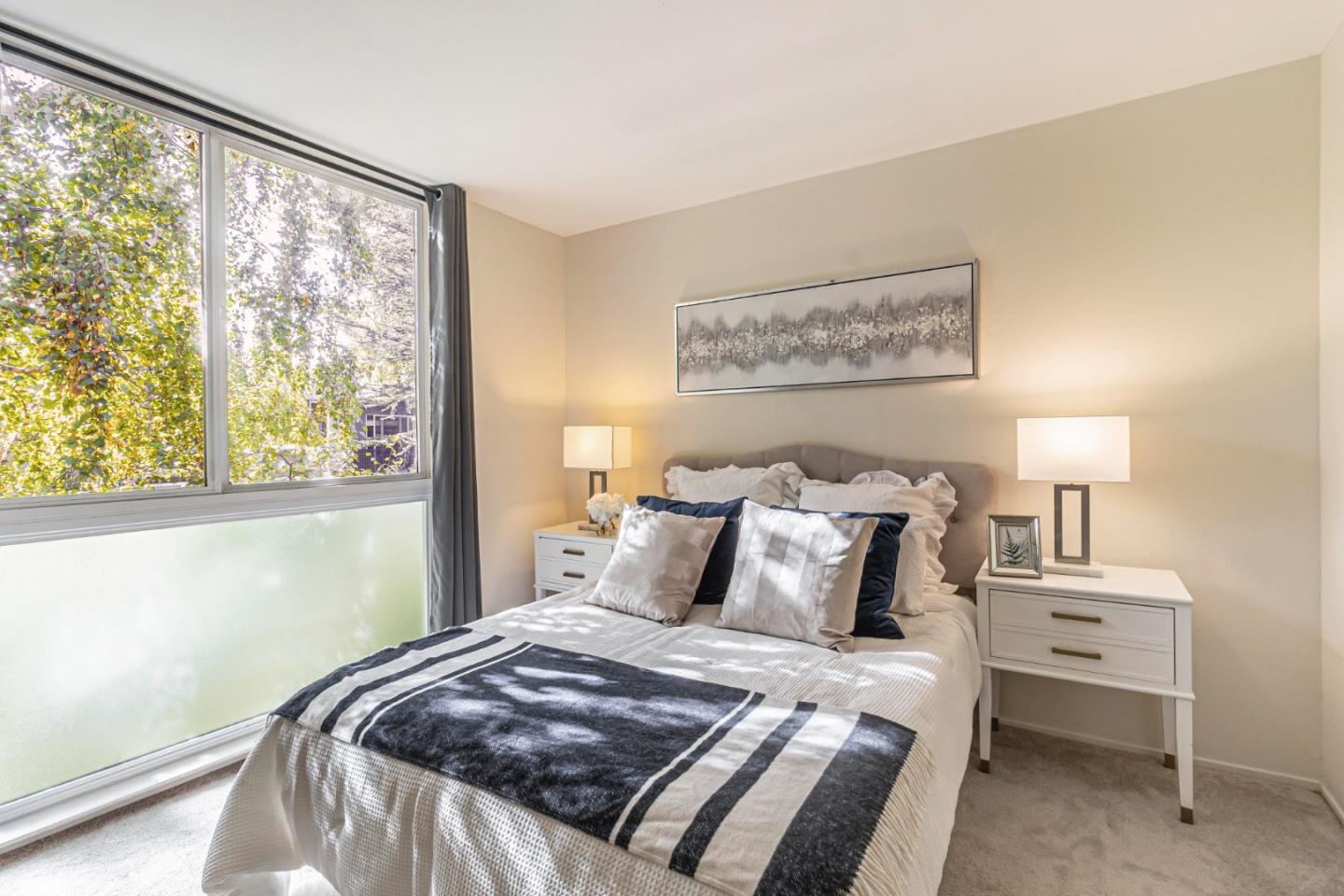 Detail Gallery Image 10 of 19 For 181 Del Medio Ave #305,  Mountain View,  CA 94040 - 1 Beds | 1 Baths