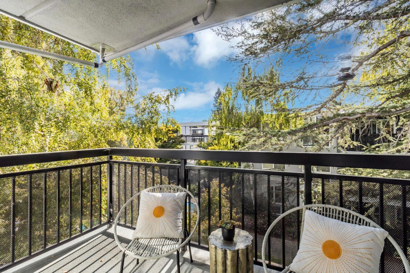 Detail Gallery Image 12 of 19 For 181 Del Medio Ave #305,  Mountain View,  CA 94040 - 1 Beds | 1 Baths