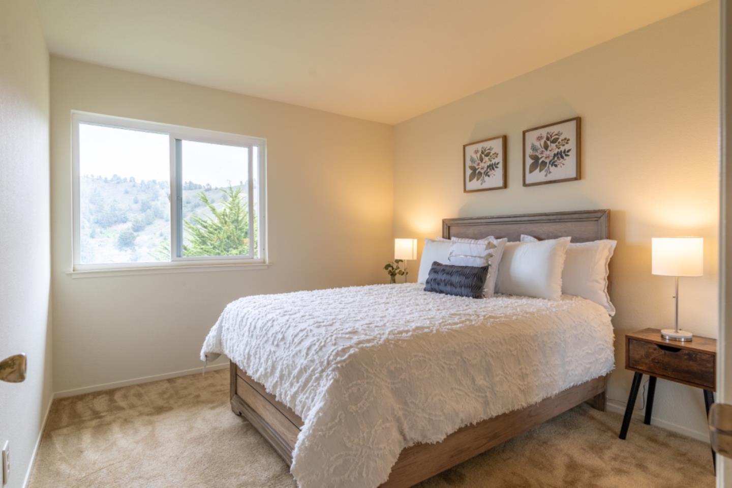 Detail Gallery Image 18 of 29 For 943 Fassler Ave, Pacifica,  CA 94044 - 2 Beds | 2/1 Baths