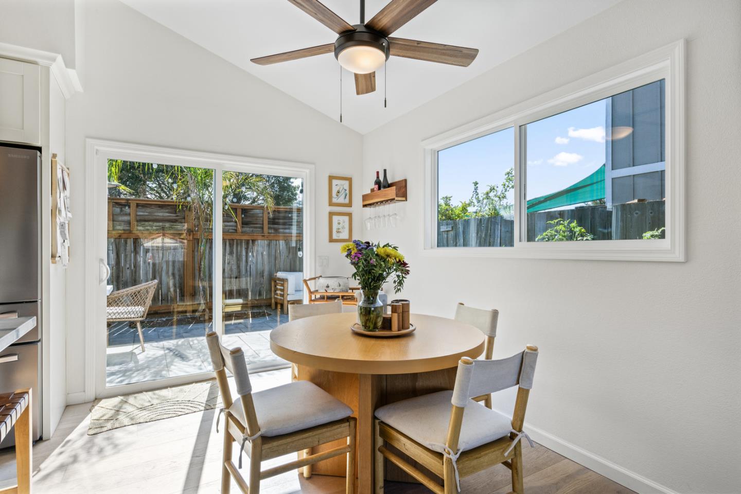 Detail Gallery Image 12 of 31 For 1477 Bulb Ave, Santa Cruz,  CA 95062 - 3 Beds | 2 Baths