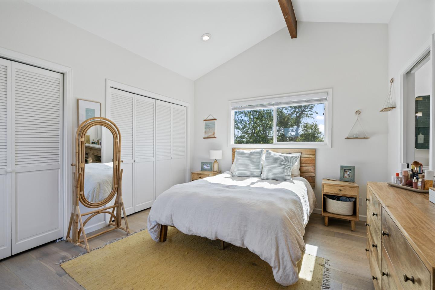 Detail Gallery Image 17 of 31 For 1477 Bulb Ave, Santa Cruz,  CA 95062 - 3 Beds | 2 Baths