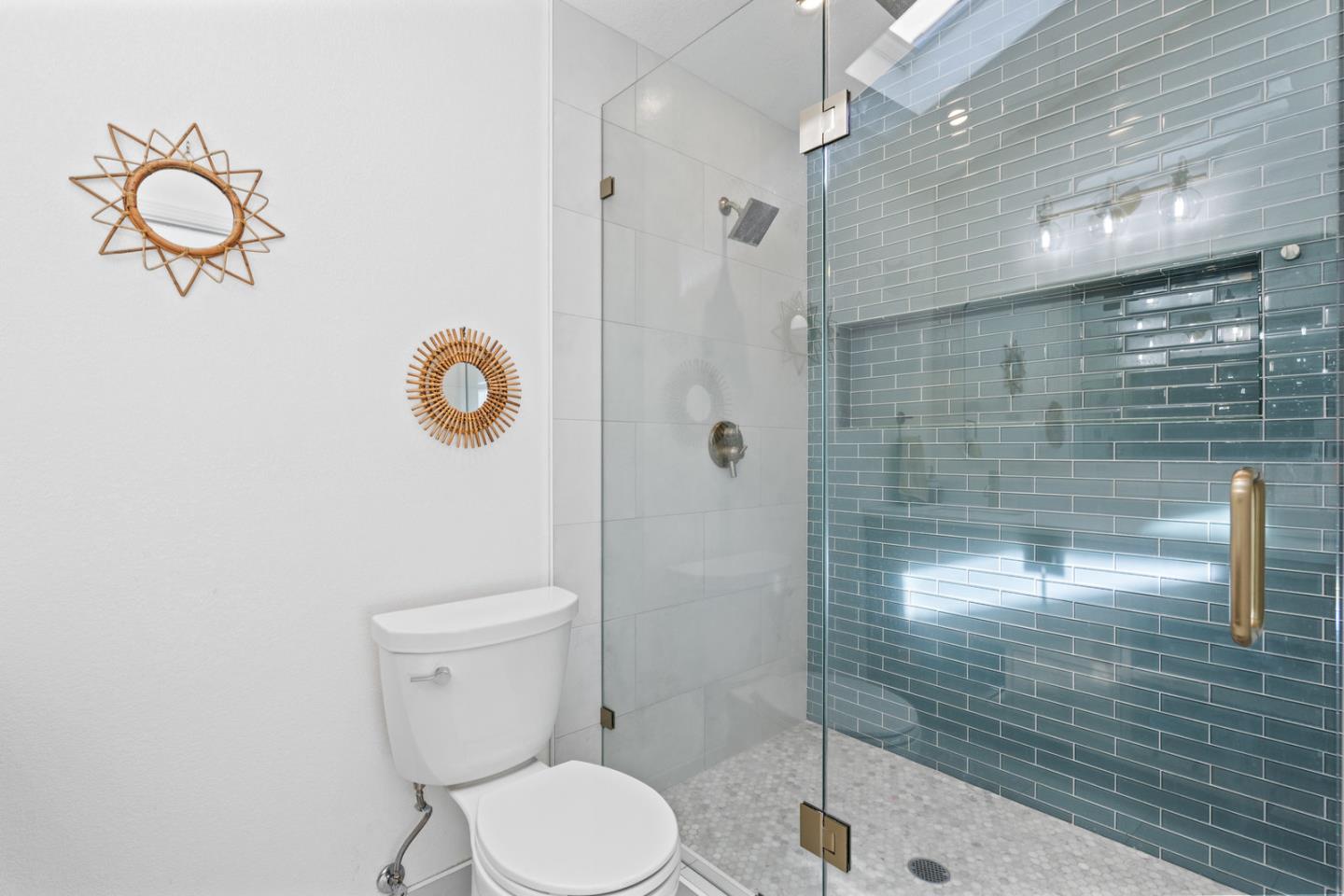 Detail Gallery Image 22 of 31 For 1477 Bulb Ave, Santa Cruz,  CA 95062 - 3 Beds | 2 Baths