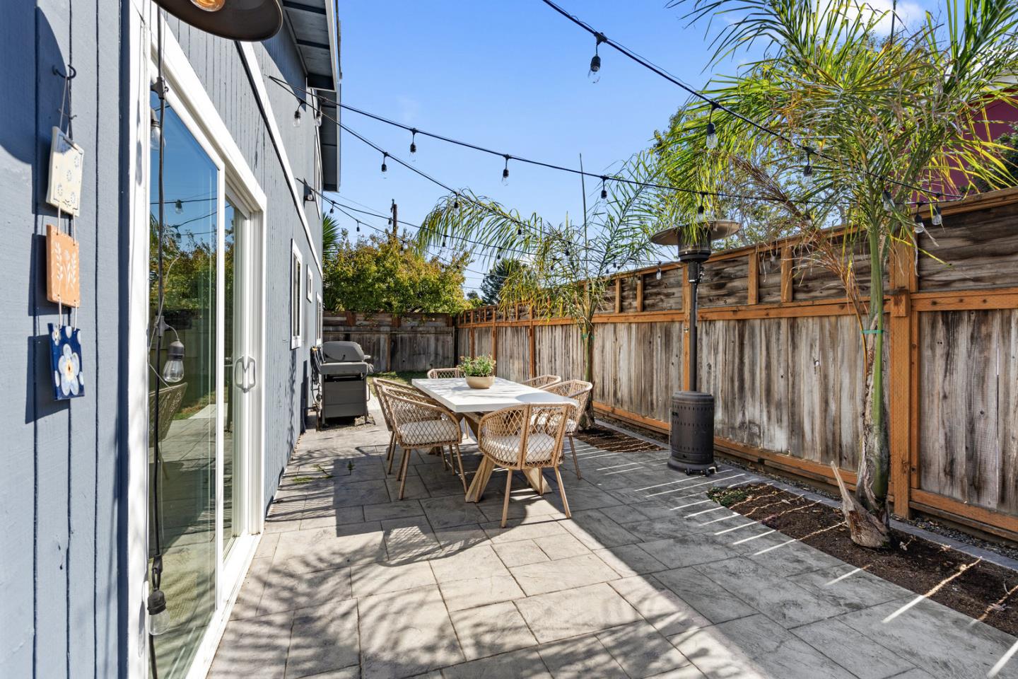 Detail Gallery Image 25 of 31 For 1477 Bulb Ave, Santa Cruz,  CA 95062 - 3 Beds | 2 Baths