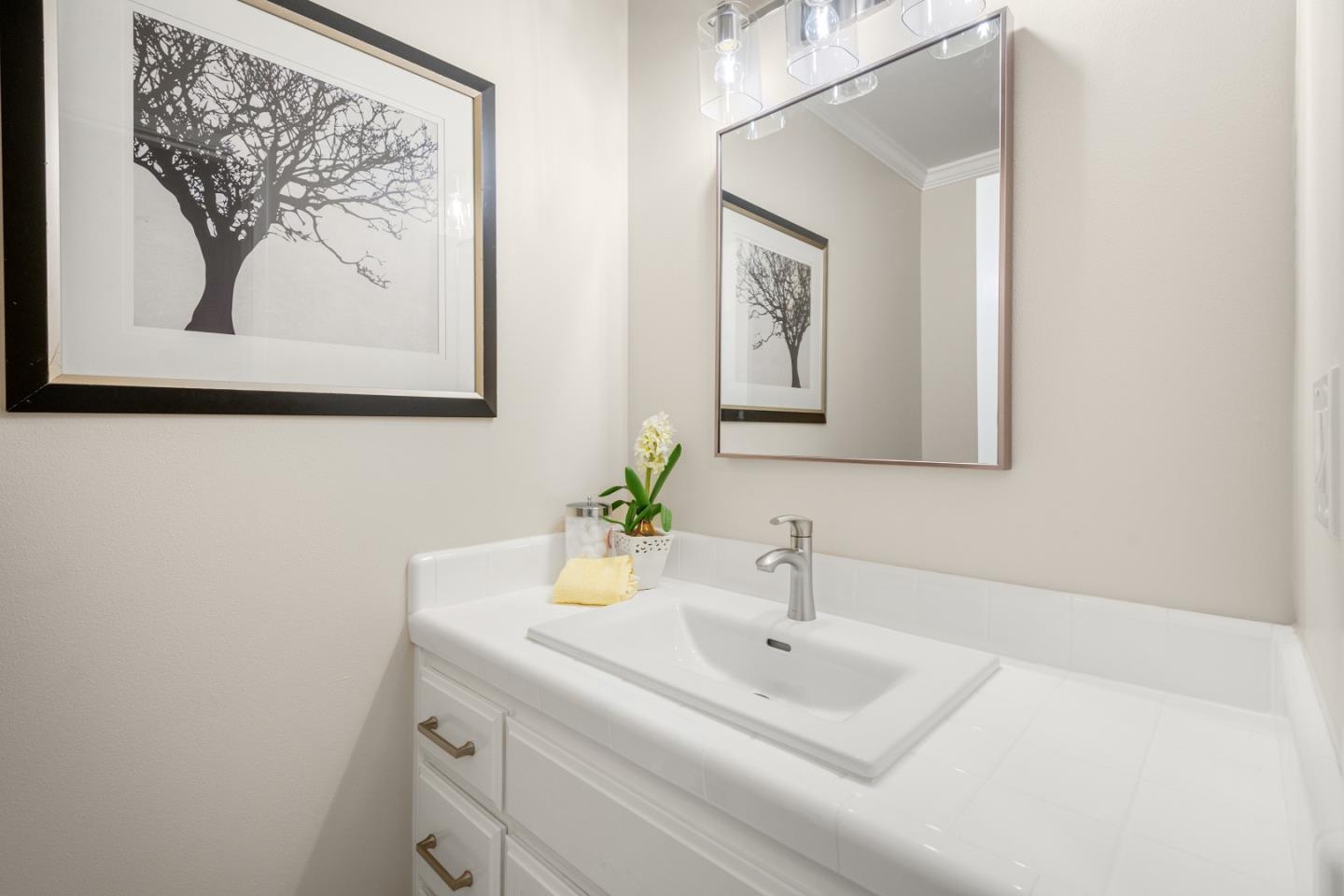 Detail Gallery Image 19 of 41 For 1637 Hyde Dr, Los Gatos,  CA 95032 - 5 Beds | 2/1 Baths