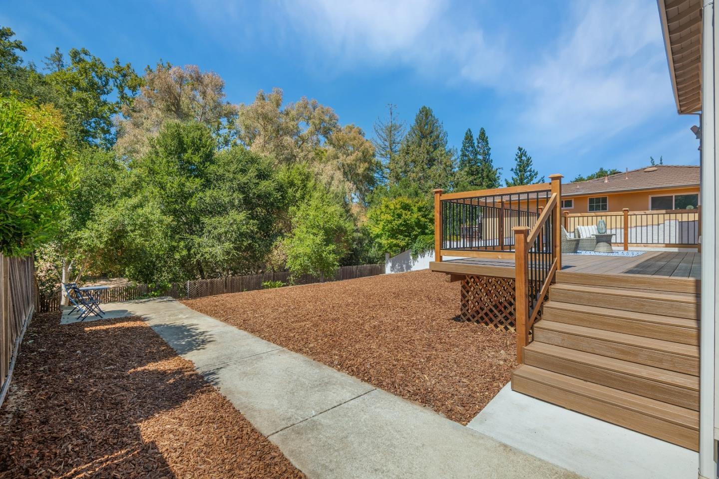 Detail Gallery Image 34 of 41 For 1637 Hyde Dr, Los Gatos,  CA 95032 - 5 Beds | 2/1 Baths