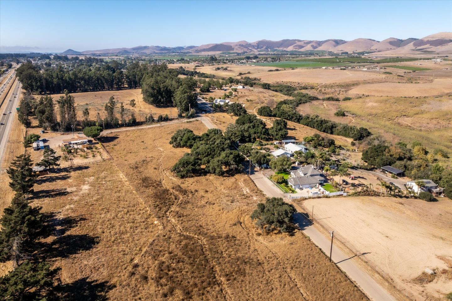 Detail Gallery Image 31 of 36 For 840 S Oak Glen Ave, Nipomo,  CA 93444 - 3 Beds | 2 Baths