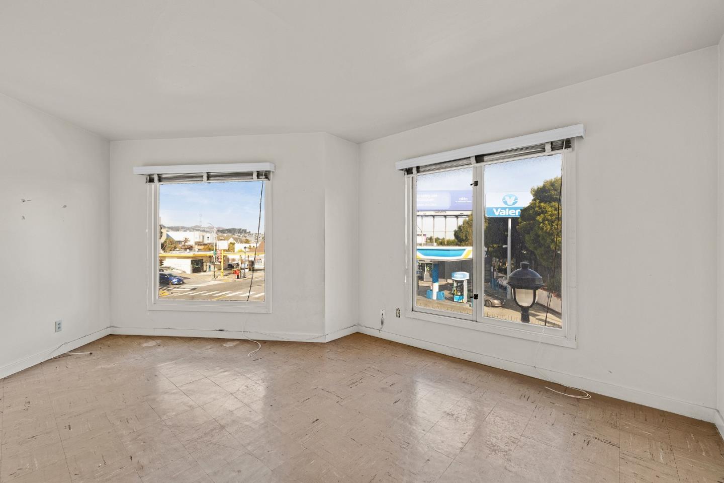 Detail Gallery Image 18 of 31 For 3001 San Bruno Ave, San Francisco,  CA 94134 - – Beds | – Baths