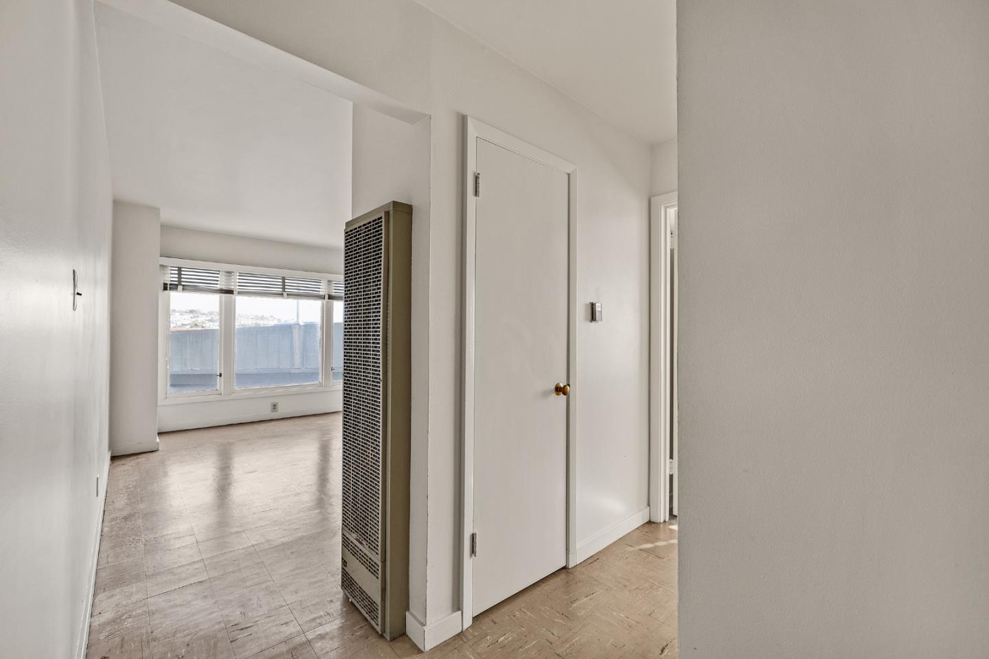 Detail Gallery Image 6 of 31 For 3001 San Bruno Ave, San Francisco,  CA 94134 - – Beds | – Baths