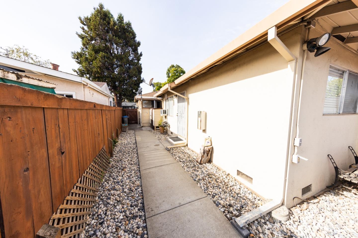 Detail Gallery Image 33 of 42 For 2178 Monticello Ave, San Jose,  CA 95125 - 4 Beds | 4 Baths