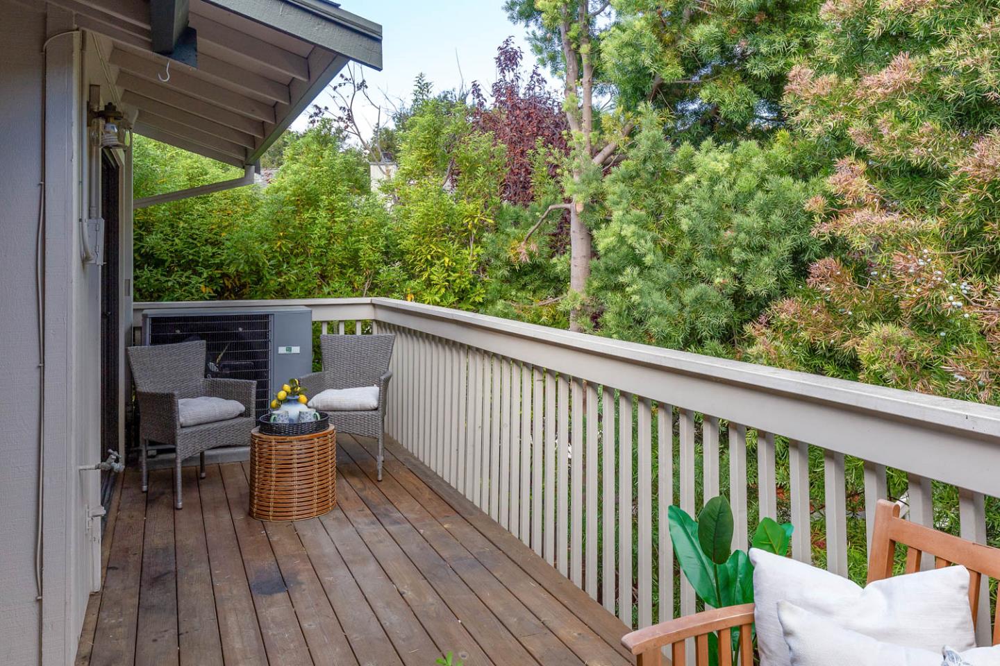 Detail Gallery Image 10 of 22 For 217 Ada Ave #9,  Mountain View,  CA 94043 - 2 Beds | 2 Baths