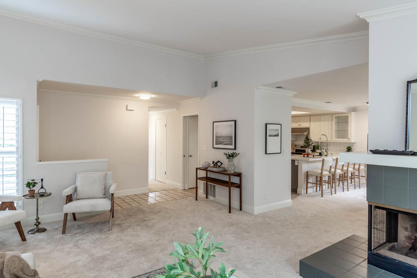 Detail Gallery Image 4 of 22 For 217 Ada Ave #9,  Mountain View,  CA 94043 - 2 Beds | 2 Baths