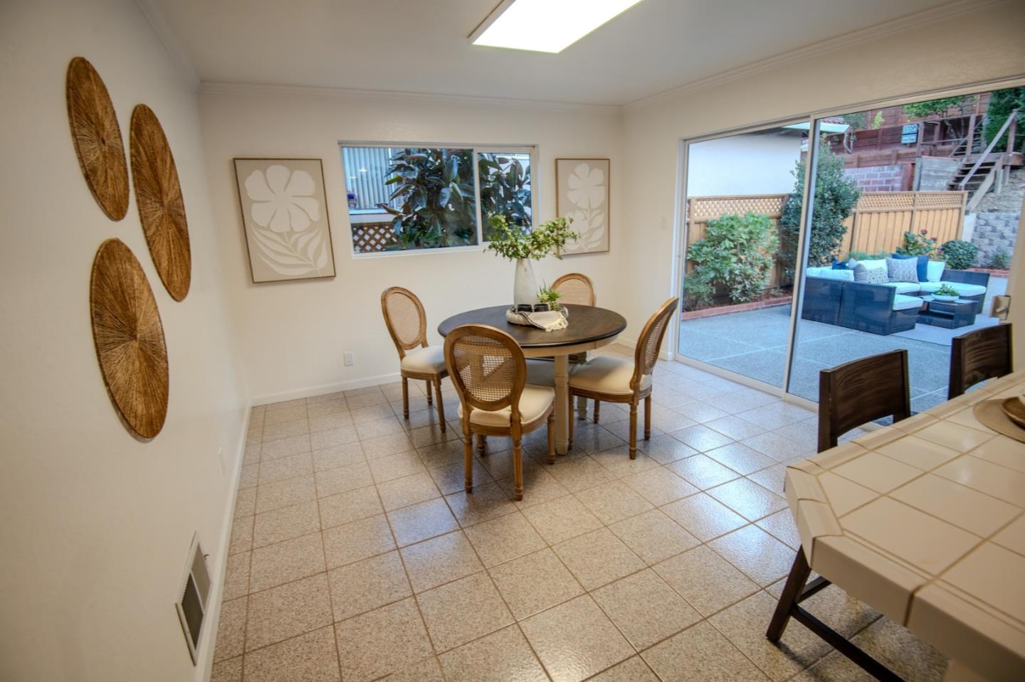 Detail Gallery Image 9 of 24 For 281 Madison Ave, San Bruno,  CA 94066 - 3 Beds | 2 Baths