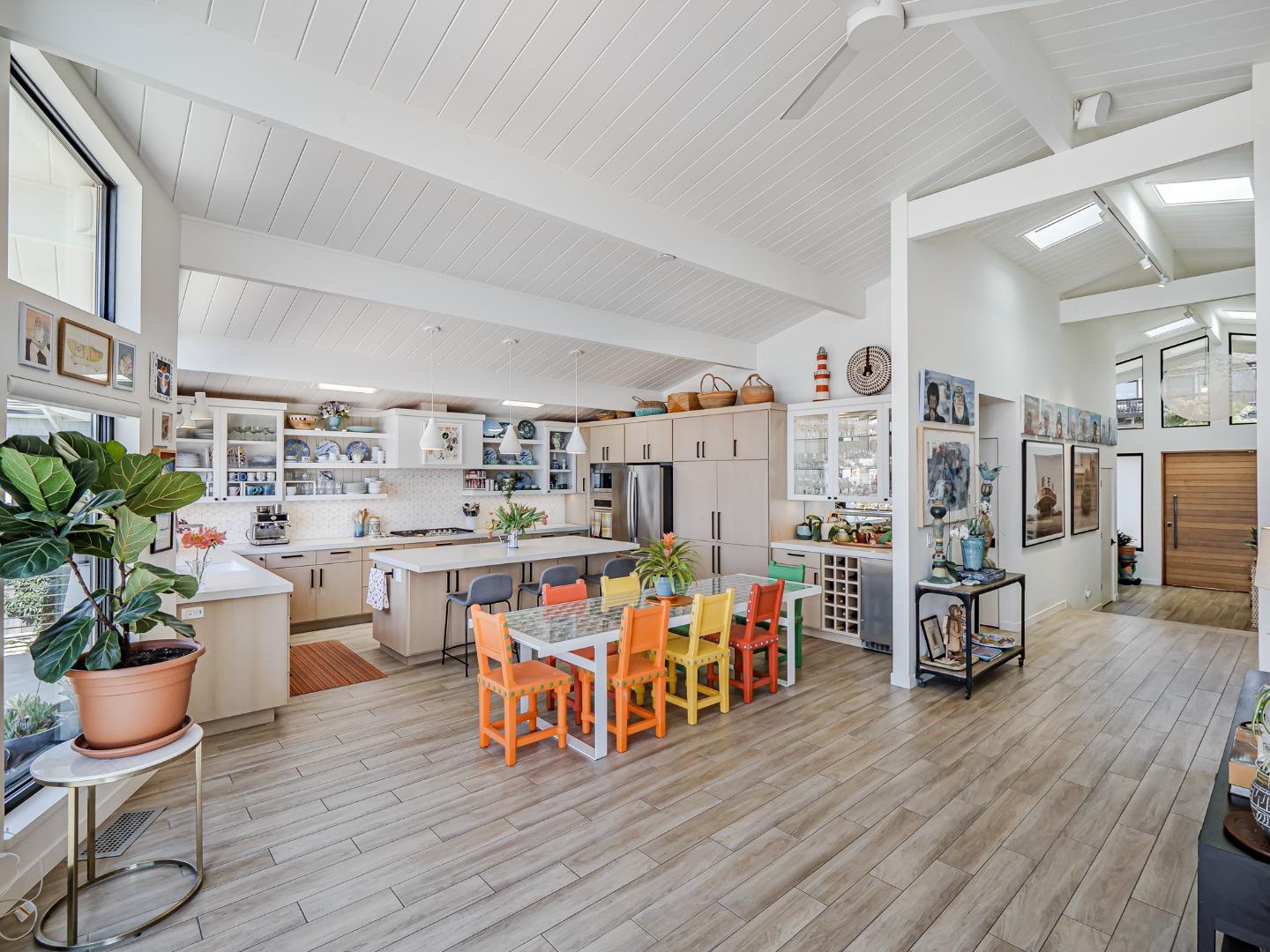 Detail Gallery Image 17 of 97 For 249 via Concha, Aptos,  CA 95003 - 3 Beds | 3/1 Baths