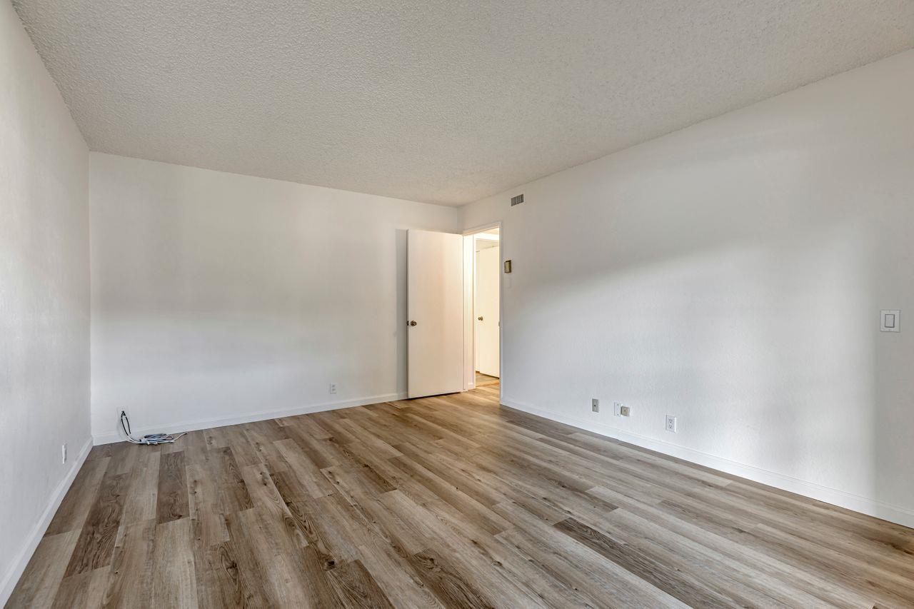 Detail Gallery Image 10 of 50 For 500 Glenwood Cir #214,  Monterey,  CA 93940 - 1 Beds | 1 Baths