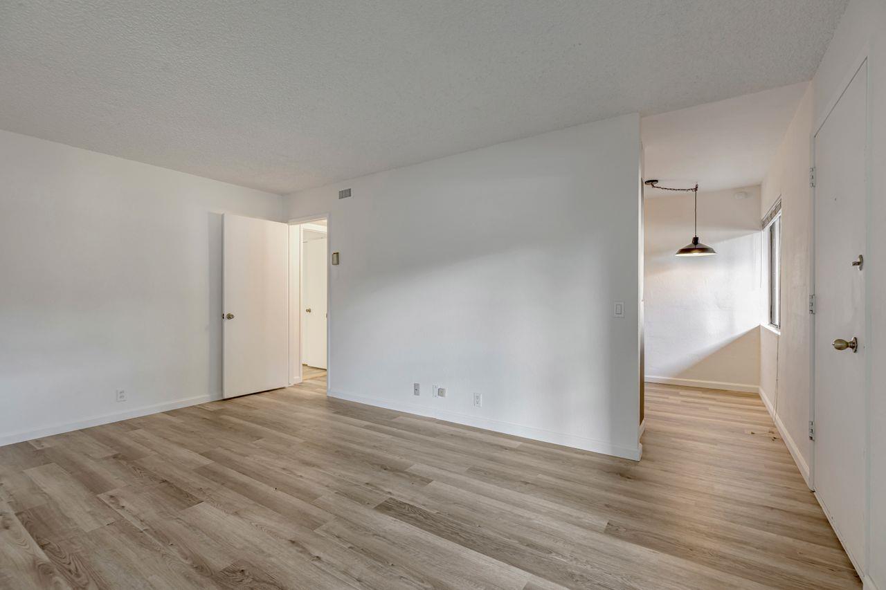 Detail Gallery Image 9 of 50 For 500 Glenwood Cir #214,  Monterey,  CA 93940 - 1 Beds | 1 Baths